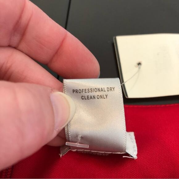 Cache red sleeveless ruched satin sheath dress size 2 NWT romantic cocktail - Picture 14 of 16